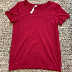 Red lululemon swiftly relaxed shirt